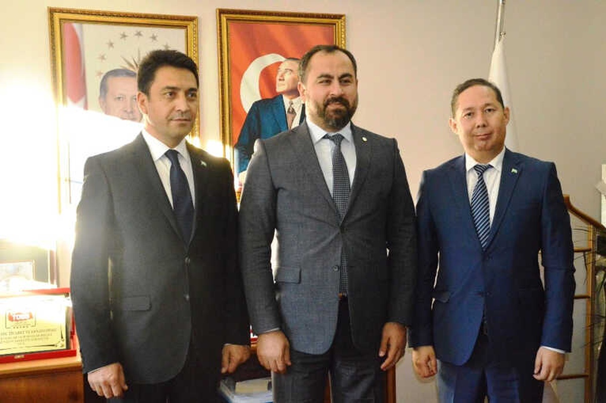 Özbekistan Heyeti, Katso\'yu Ziyaret Etti