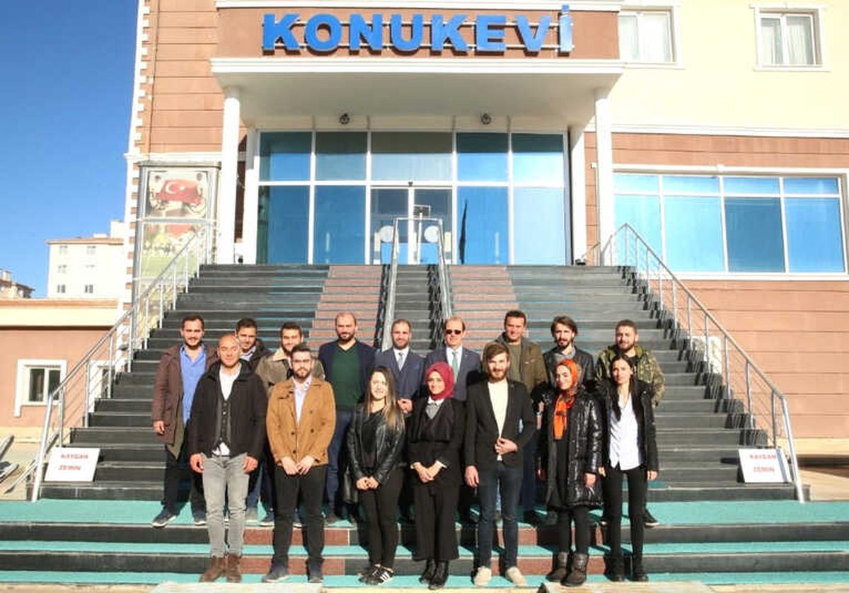 Rektör Coşkun, Üni Fm\'e Konuk Oldu
