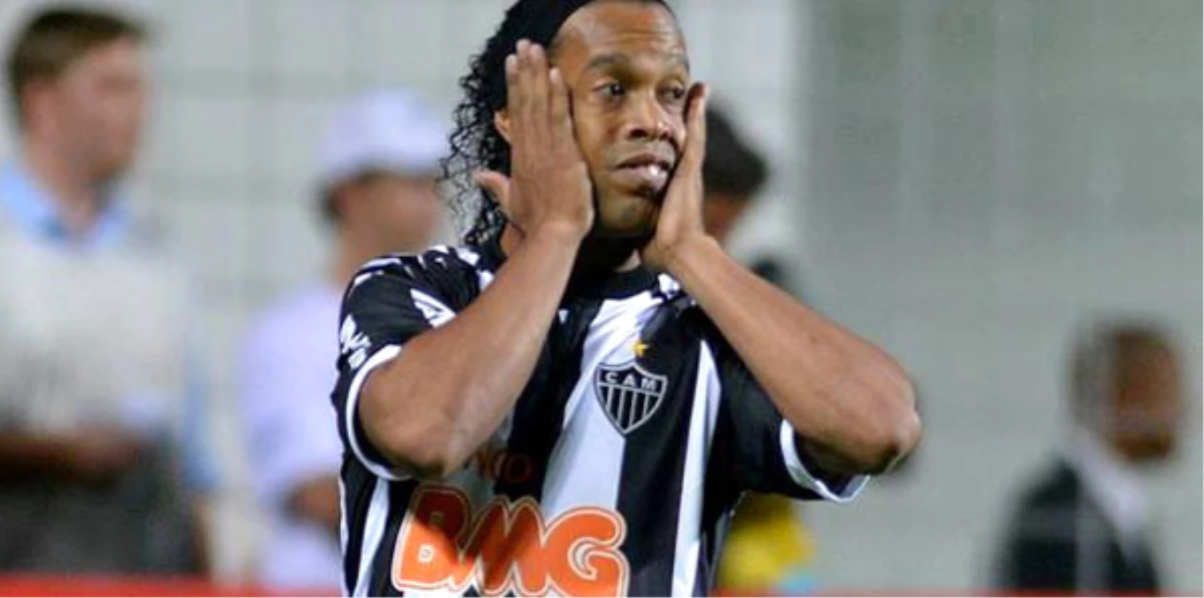 Ronaldinho\'nun Bankada Sadece 6 Eurosu Kaldı!