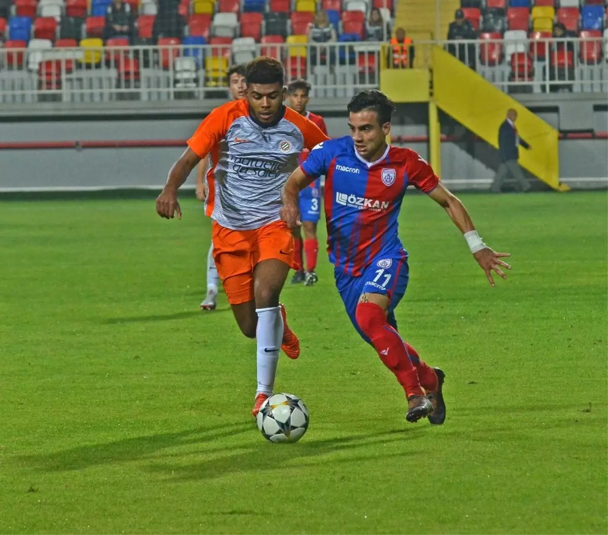 UEFA Gençlik Ligi: Altınordu U19: 2 - Montpellier U19: 4