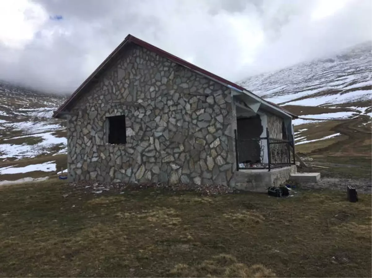 Yayla Evlerini Soyan Hırsızlar Yakalandı