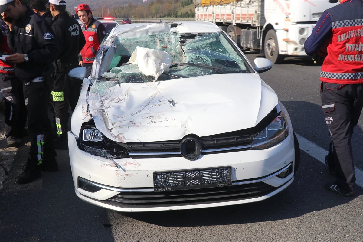 Anadolu Otoyolu\'nda Trafik Kazası: 1 Yaralı