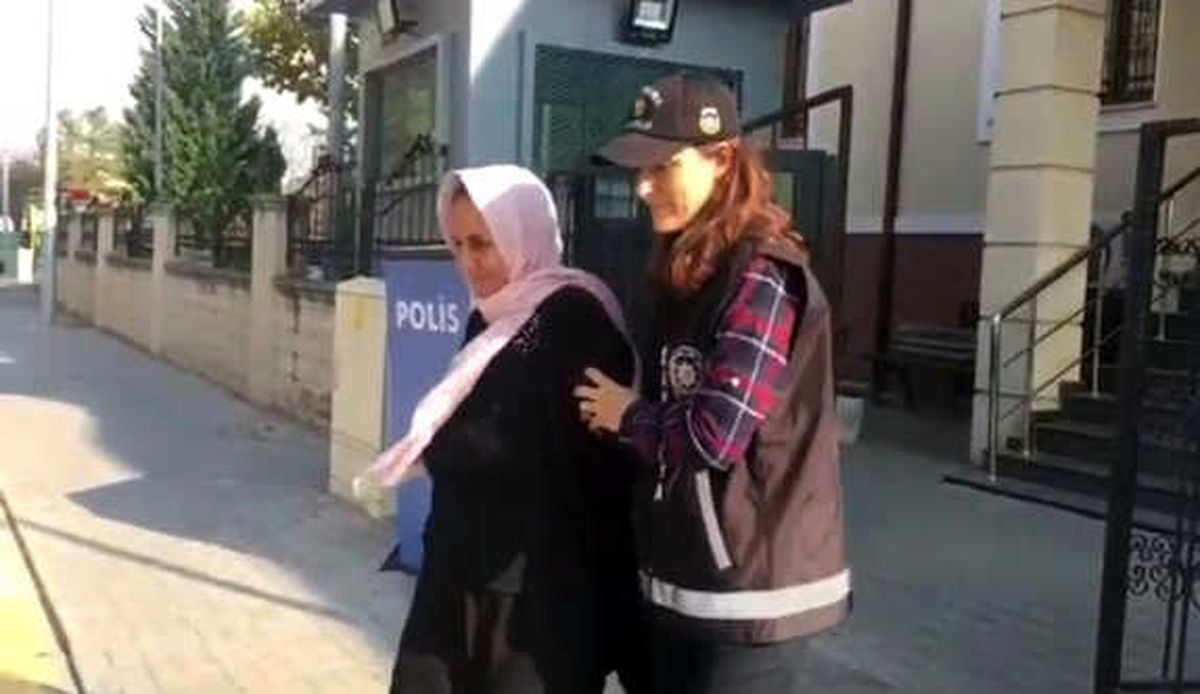 Balkondan Kaçmaya Çalıştılar