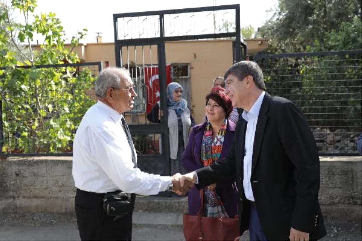 Başkan Türel\'den Otobüsten İndirilen Gaziye Ziyaret