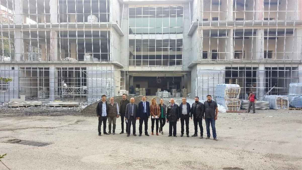 Bülent Ecevit Üniversitesi Yeni Kütüphane Binası İnşaatını İncelediler