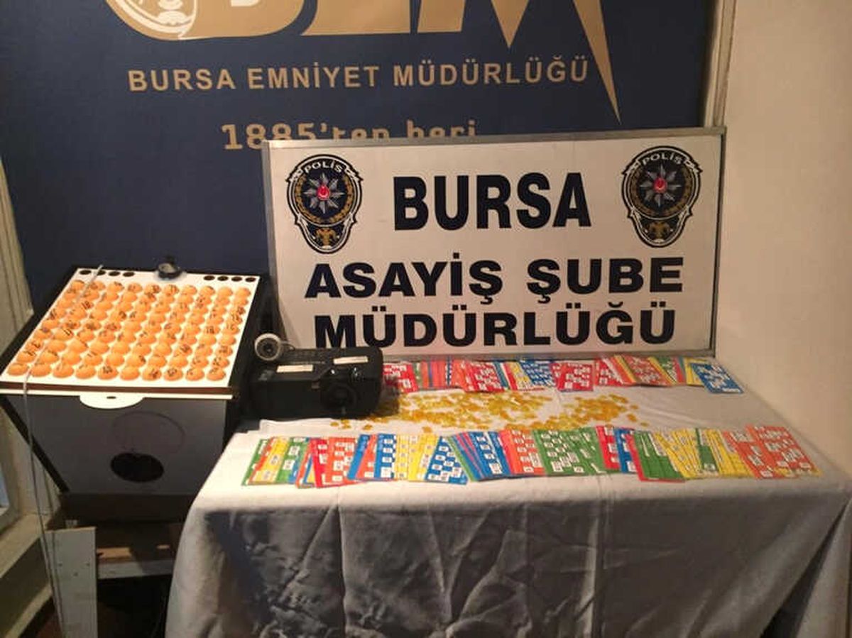Bursa\'da 20 Bin Liralık Kumar Operasyonu