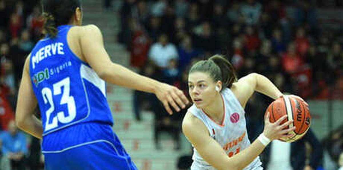 Carolo Basket - Hatay Büyükşehir Belediyespor: 90-79