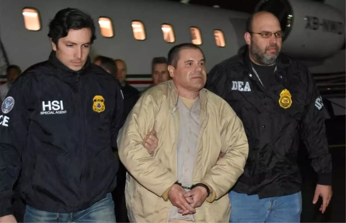 El Chapo\' Guzman Davasının Jüri Seçiminde, Uyuşturucu Baronundan İmza İsteyen \'Hayran\' Elendi