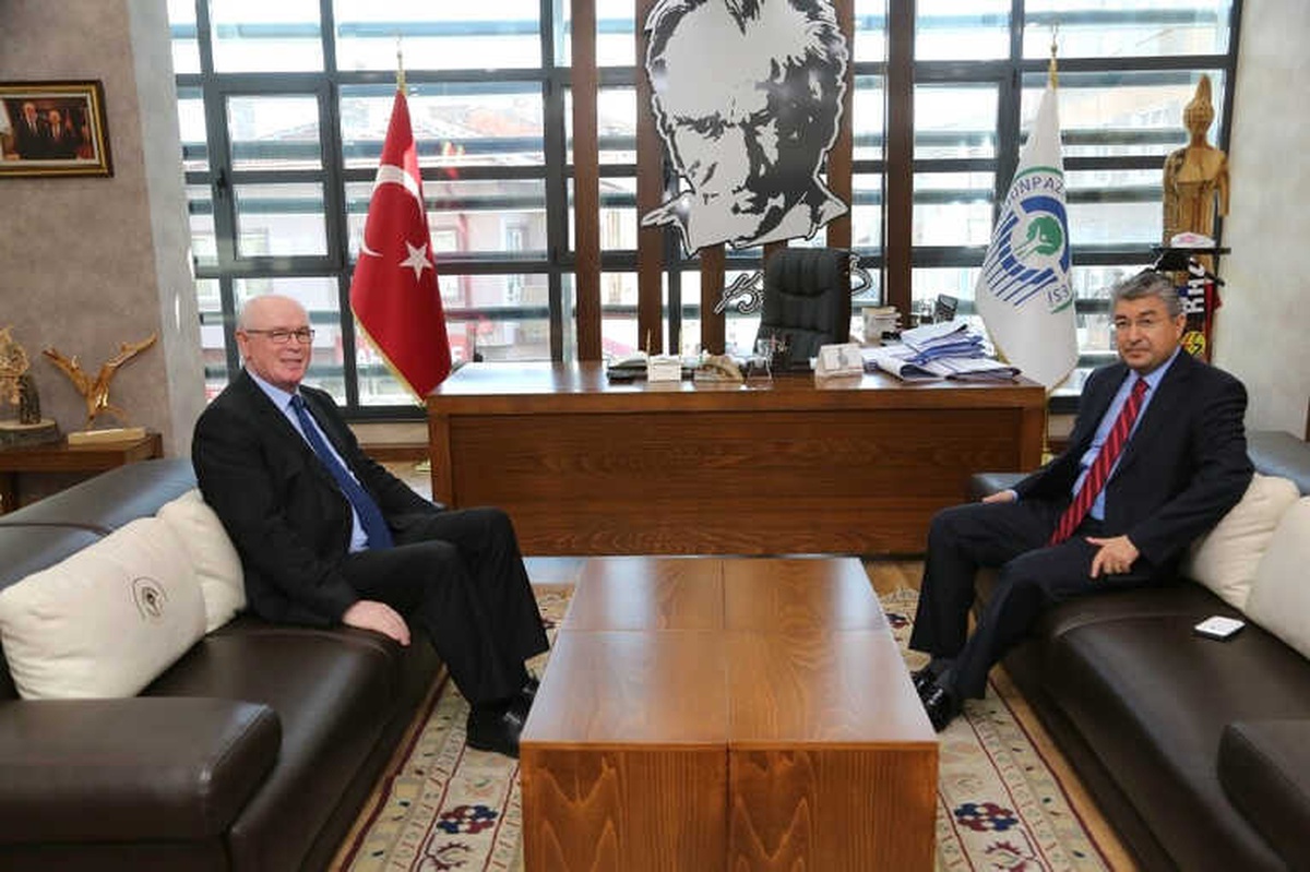 Erdinç Yılmaz\'dan Kazım Kurt\'a İade-i Ziyaret