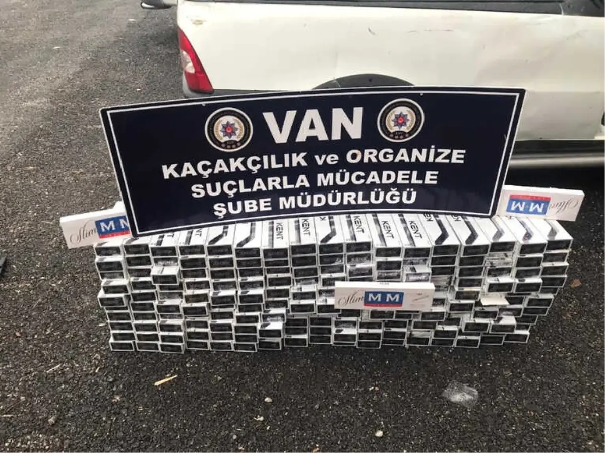 Kamyonetteki Zuladan Bin 750 Paket Kaçak Sigara Ele Geçirildi