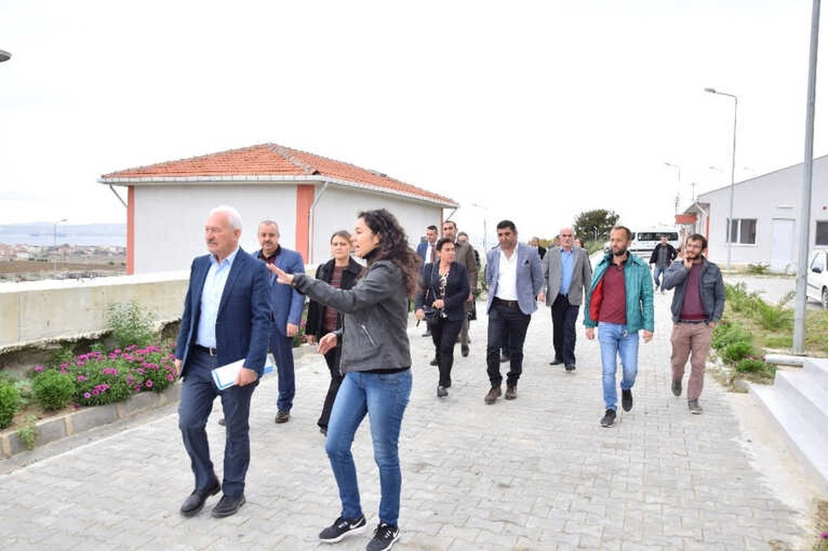 Lapseki Belediye Meclis Üyeleri Yatırımları Yerinde İnceledi