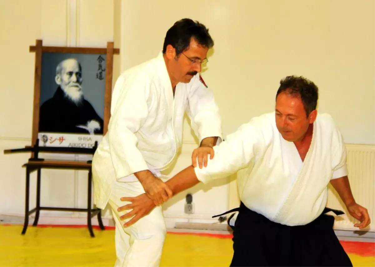 Rektör ve Güvenlikçilere Aikido Kursu