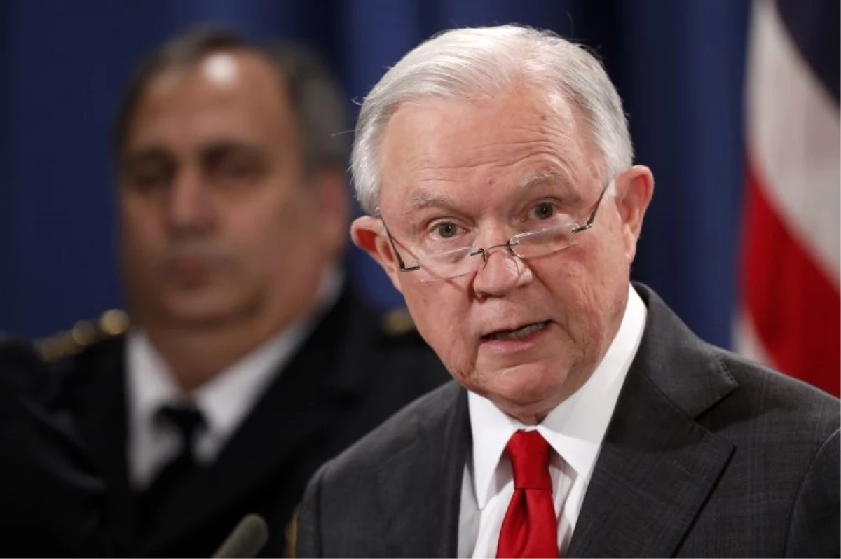 ABD Adalet Bakanı Jeff Sessions İstifa Etti