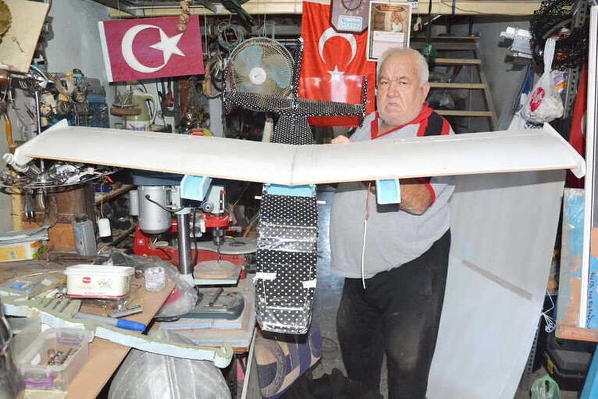 Uçak Kokpitine Binerse Kurban Kesecek