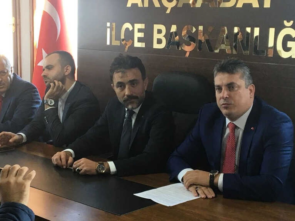Akçaabat Belediye Başkanlığı İçin Murat Üçüncü, AK Parti\'den Aday Adayı Olduğunu Açıkladı