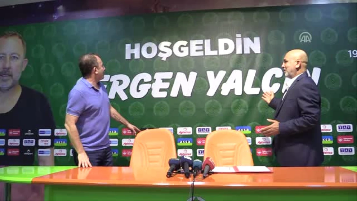 Alanyaspor, Sergen Yalçın\'la Sözleşme İmzaladı