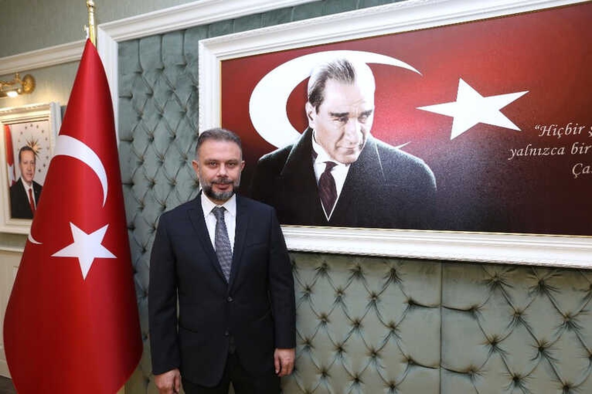 Başkan Ertürk: "Atatürk\'ün İdeallerini, En İleri Demokrasi Bilinciyle Hayata Geçirmek ve İlerletmek...