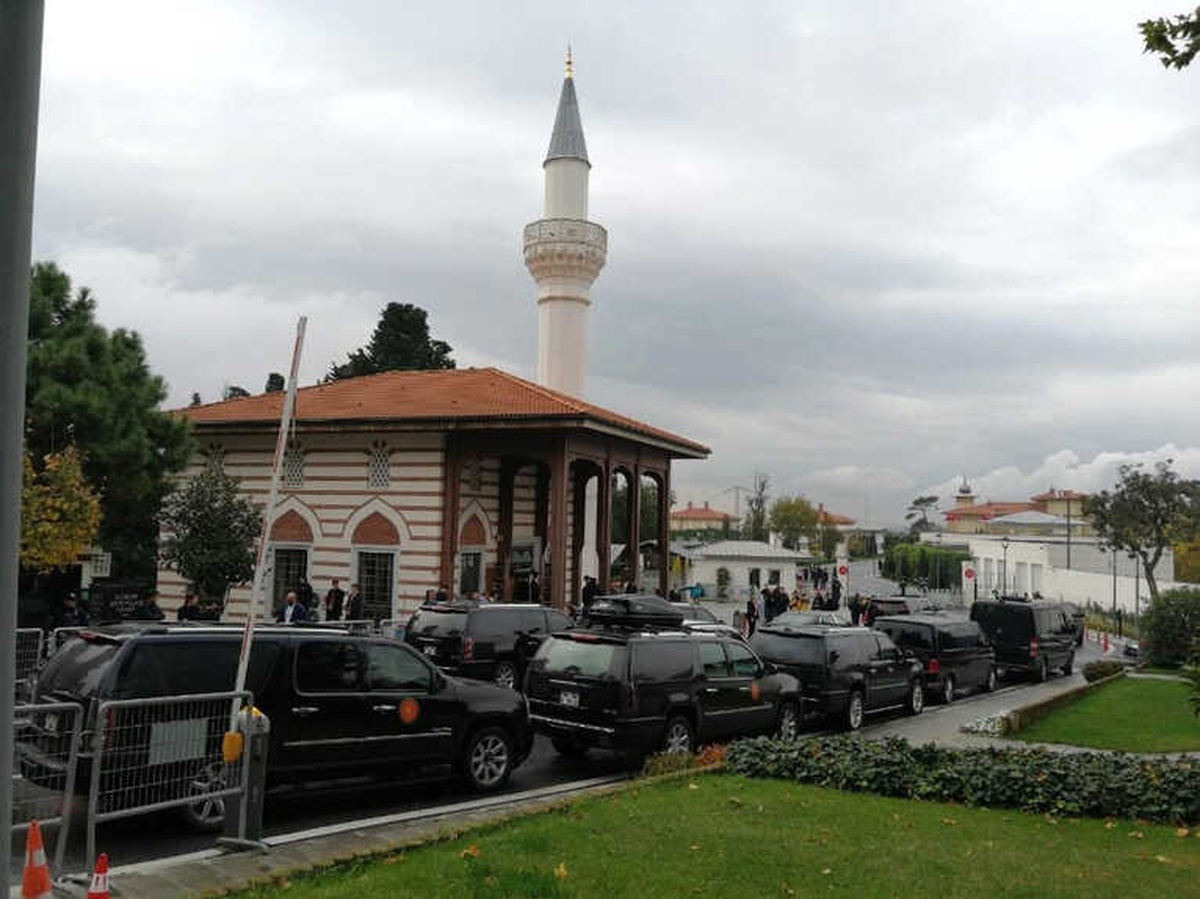 Cumhurbaşkanı Erdoğan, Cuma Namazını Kerem Aydınlar Camii\'nde Kıldı