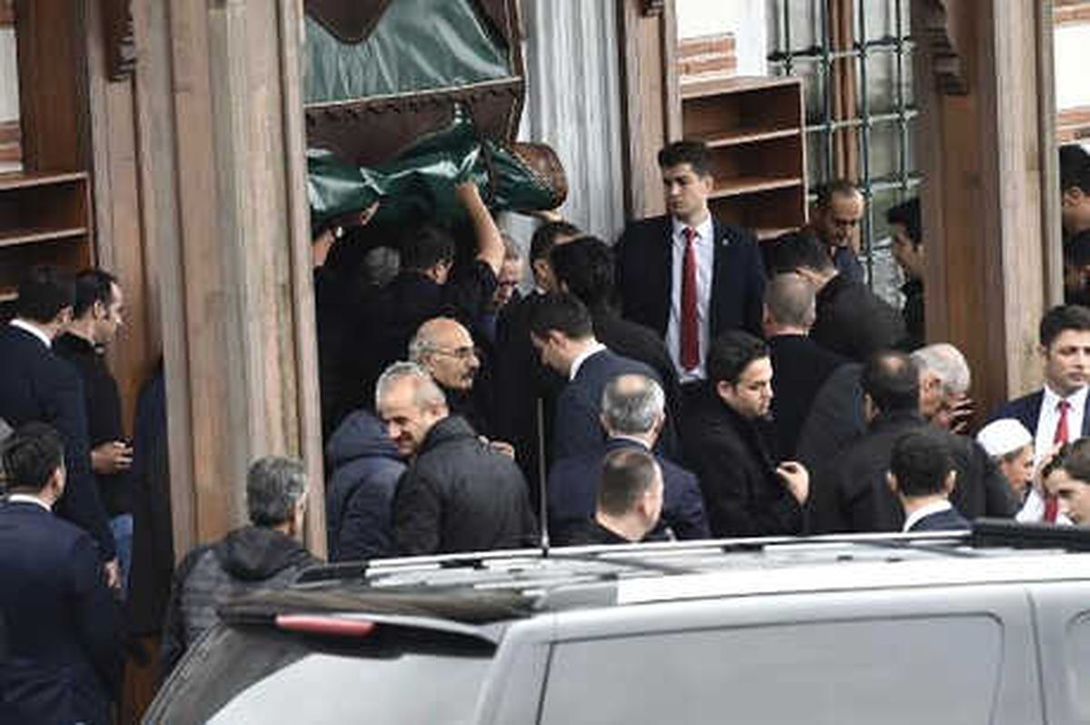 Cumhurbaşkanı Erdoğan Cuma Namazını Üsküdar\'da Kıldı