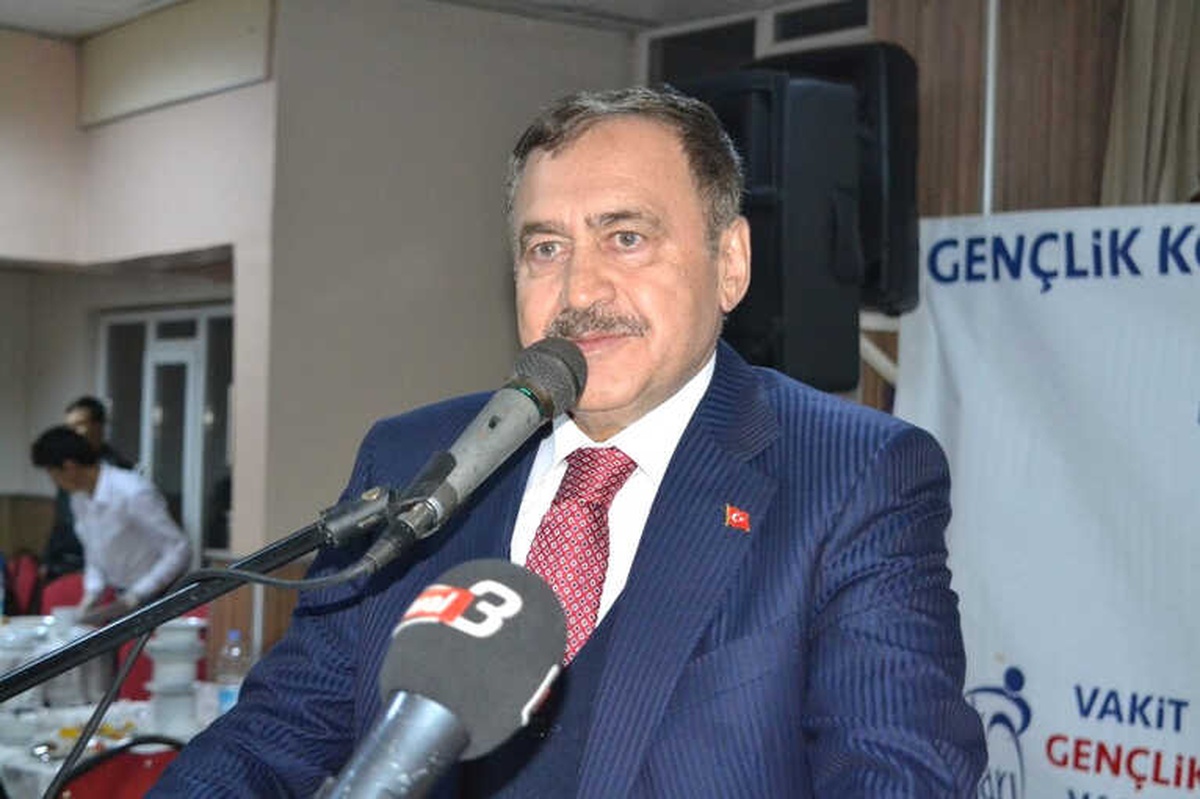 Eski Bakan Veysel Eroğlu: "Dünyanın En Büyük Siyasi Organizasyonu AK Parti\'dir"