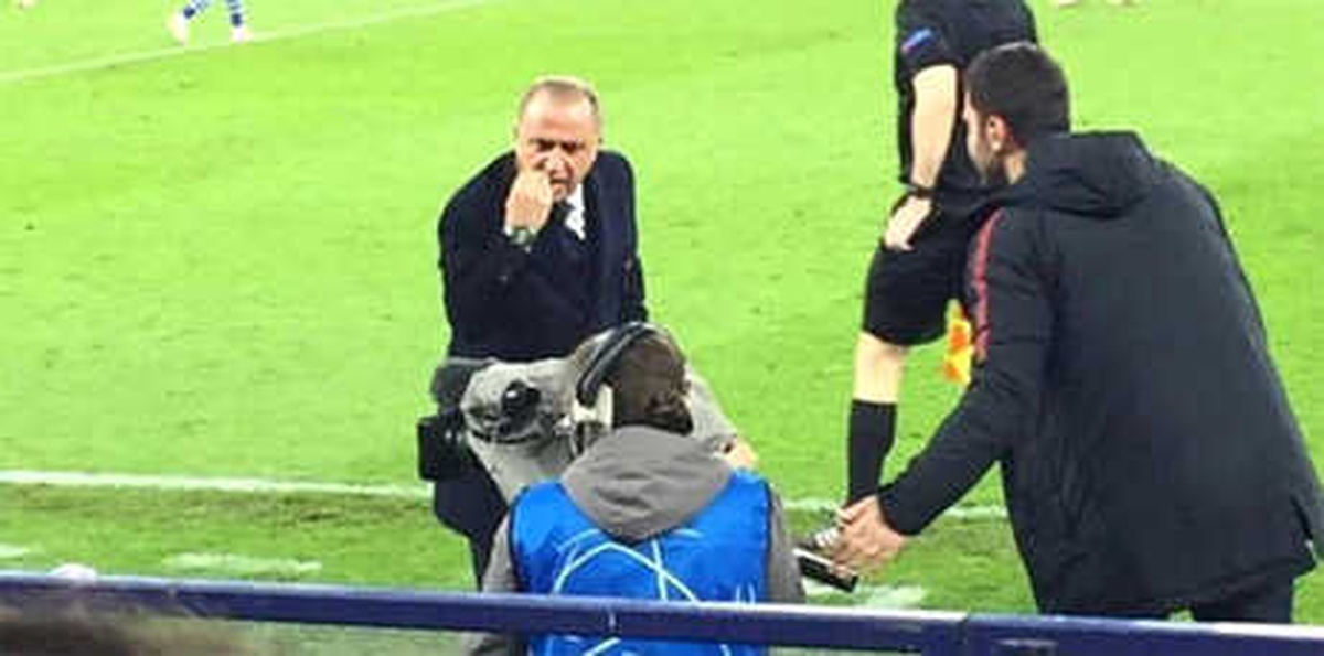 Fatih Terim ile Kameraman Arasında Geçen Diyalog