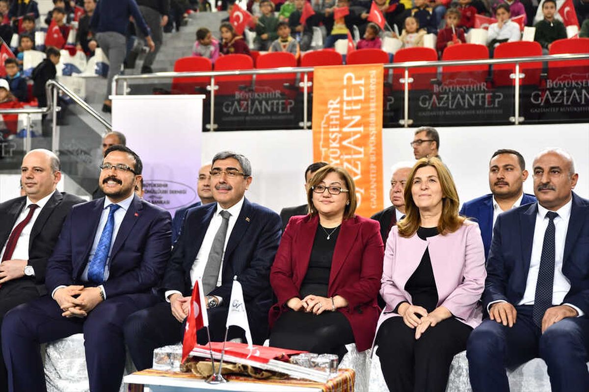 Gaziantep\'te Dezavantajlı Çocuklara Eğitim Desteği