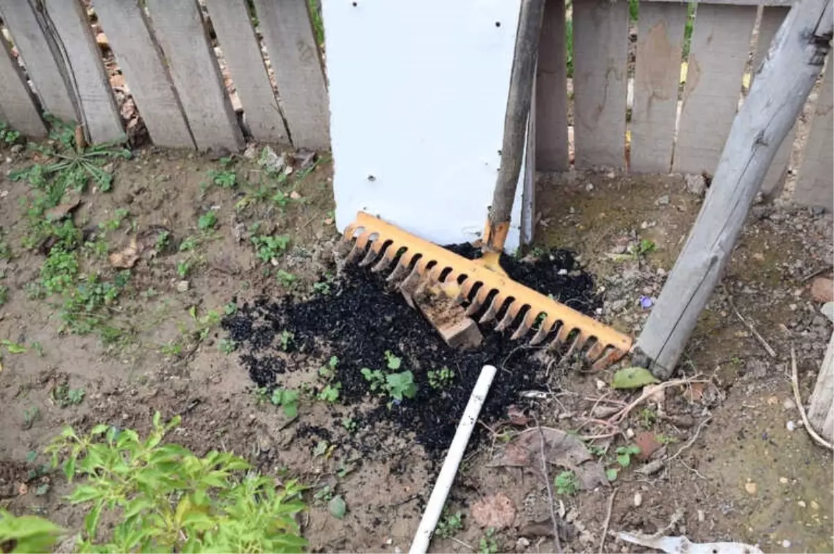 Halkı Sokağa Döken Kokunun Kaynağı Fırında Unutulan Pul Biberi Çıktı