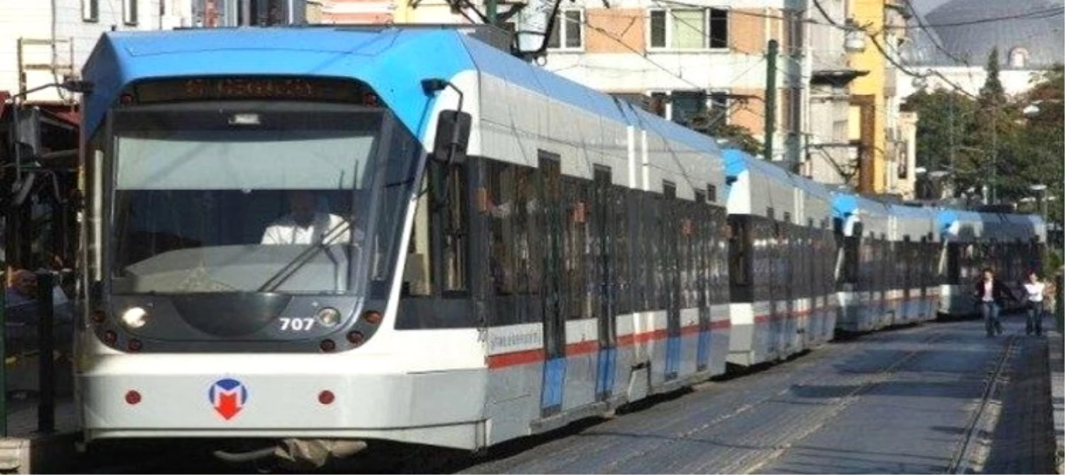 Kaza Nedeniyle Duraksayan Bağcılar - Kabataş Tramvay Seferleri Normale Döndü