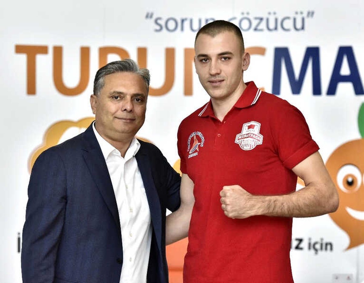 Kızıl Fırtına Slovenya\'da Esecek
