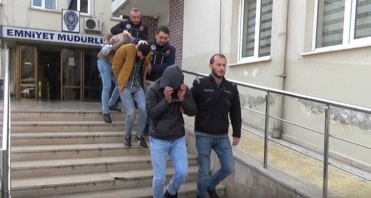 Köşe Başlarını Mesken Tutan Zehir Tacirlerine Operasyon: 7 Gözaltı