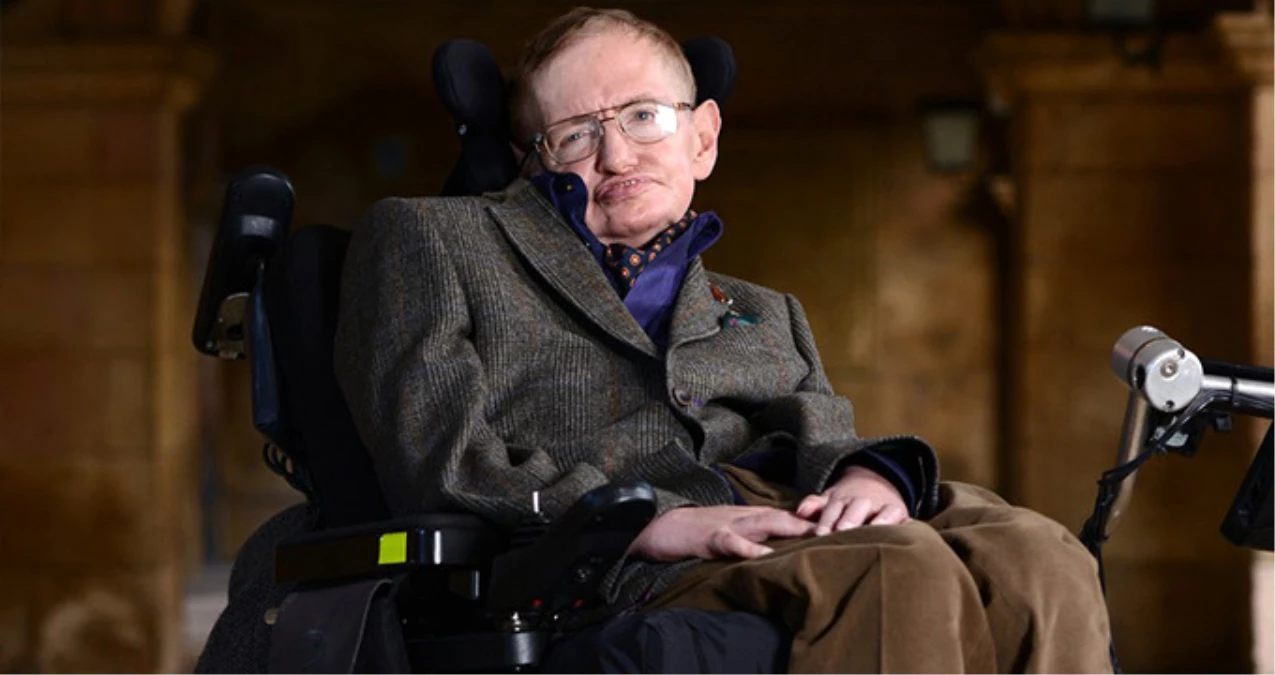 Stephen Hawking\'in 22 Kişisel Eşyası 1,8 Milyon Sterline Satıldı