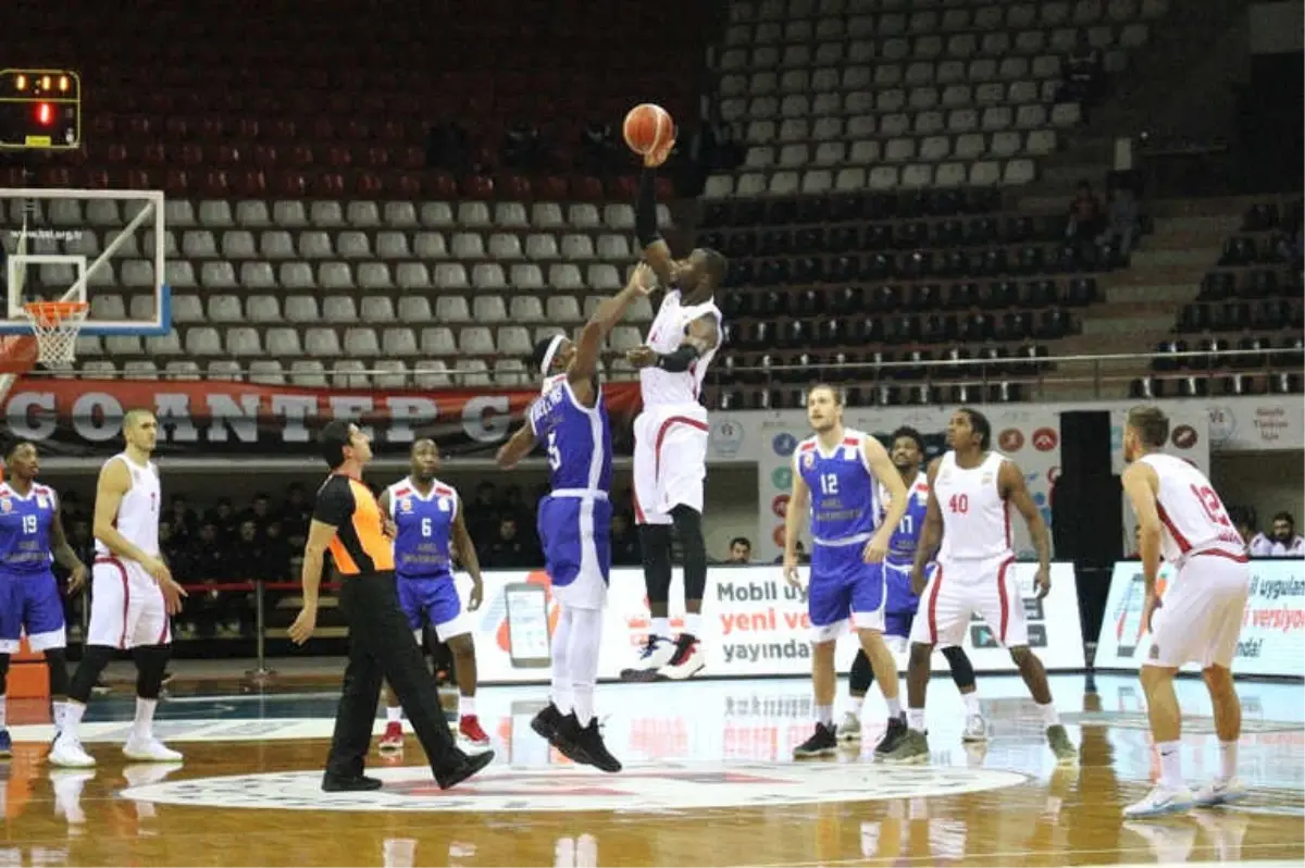 Tahincioğlu Basketbol Süper Ligi: Gaziantep Basketbol: 76 - Arel Üniversitesi Büyükçekmece: 60