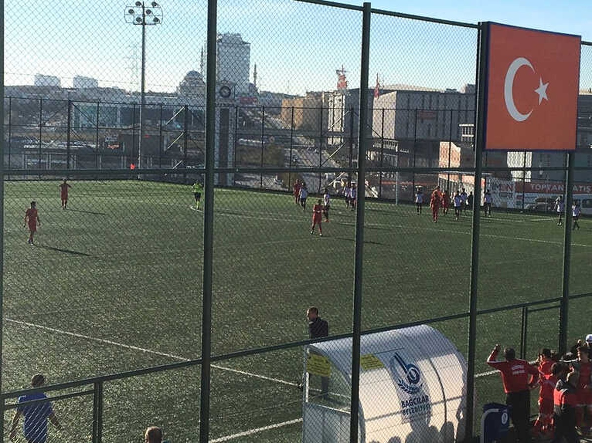 Türkiye Futbol Fedarasyonu\'ndan Kaçak Oyuncu Oynatan Kulübe Ceza Yağdı