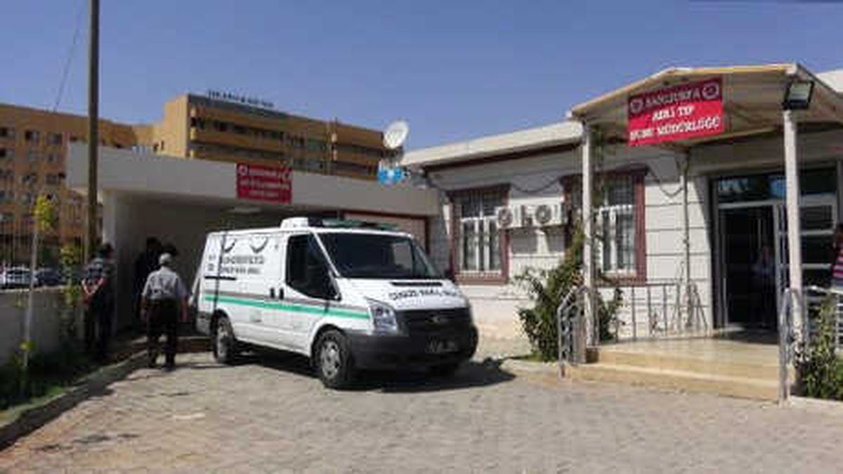 Üzerine Duvar Devrilen 6 Çocuk Babası Öldü