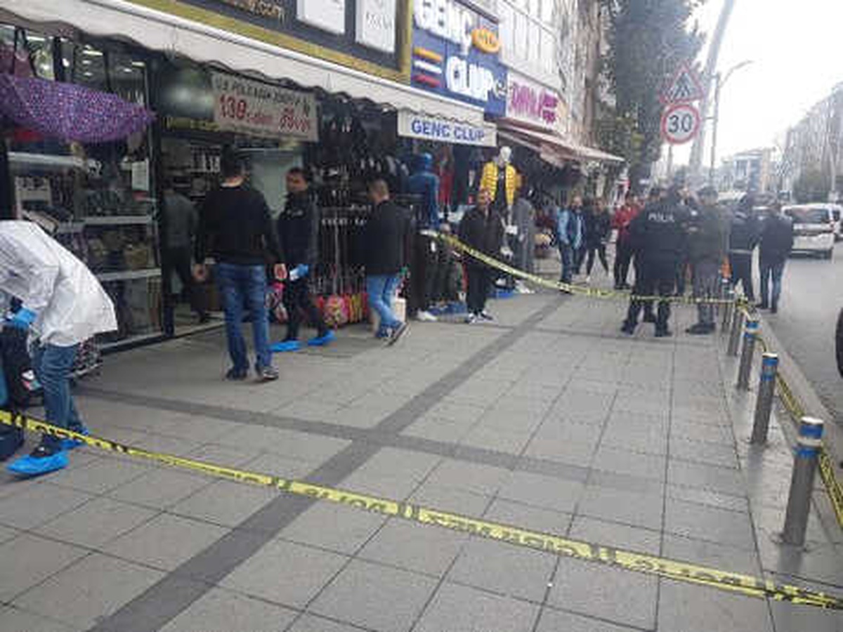 Zeytinburnu\'nda Miras Tartışması Kanlı Bitti