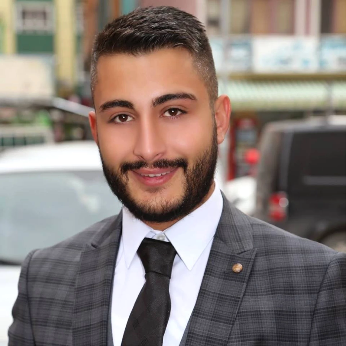 AK Parti\'li Belediye Başkanının Oğlu Hayatını Kaybetti