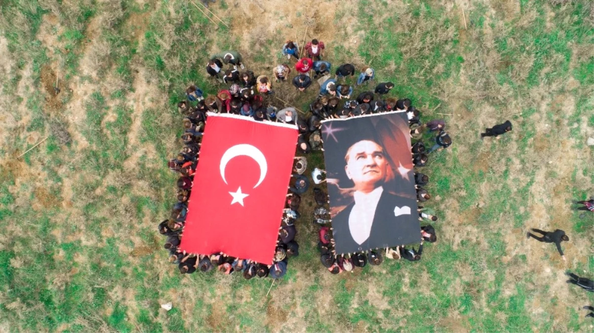 Atatürk Hatıra Ormanı\'nda Fidan Diktiler