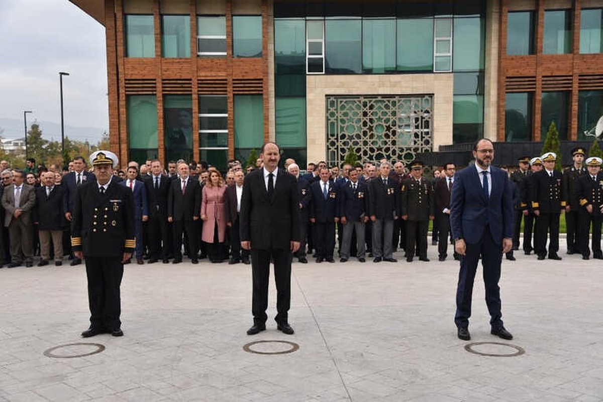 Başiskele\'de 10 Kasım Töreni Düzenlendi