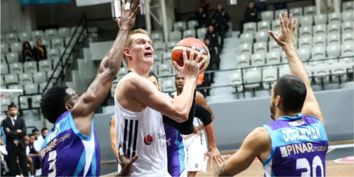 Beşiktaş Sompo Japan: 80 - Afyon Belediyespor: 75