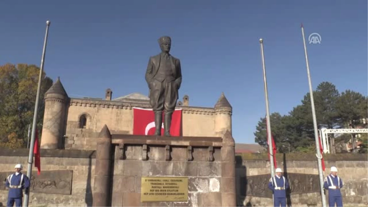 Büyük Önder Atatürk\'ü Anıyoruz