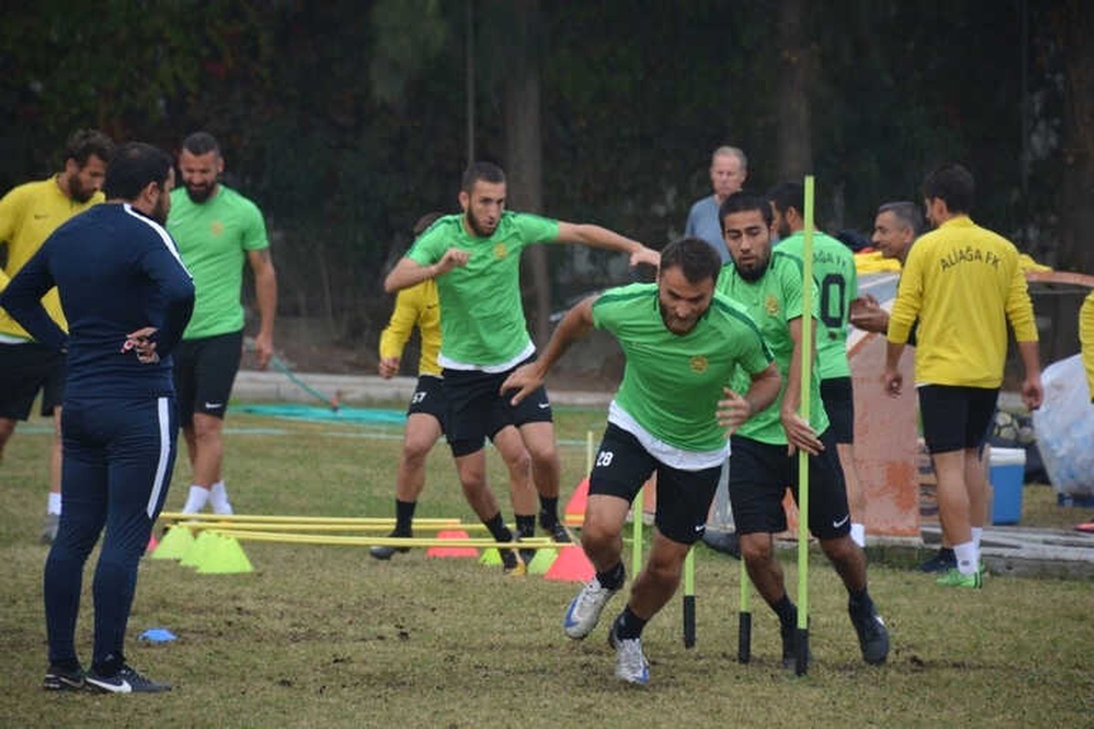 Lider Aliağaspor, Maltepe Maçı Hazırlıklarını Sürdürüyor