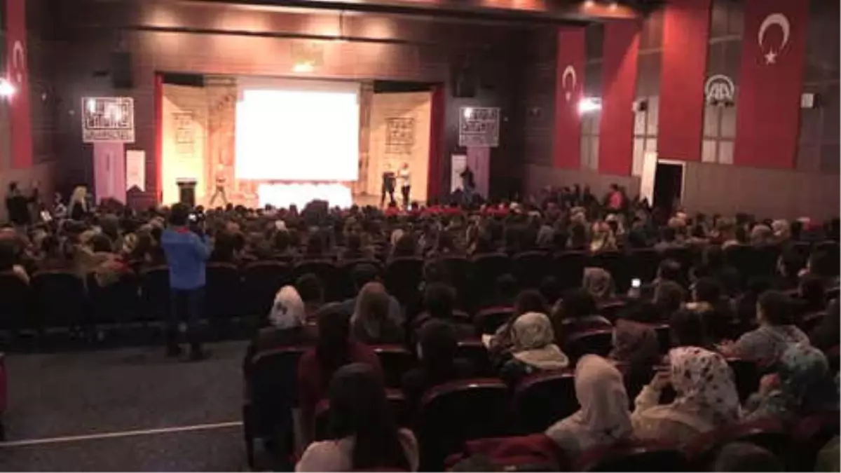 Mardin\'de "Kadın Kanserleri" Konferansı