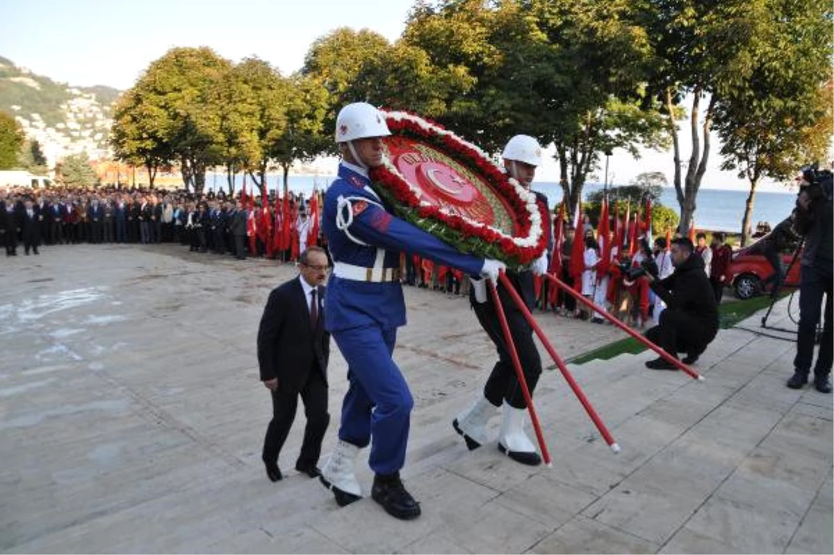 Ordu\'da, Atatürk Törenle Anıldı