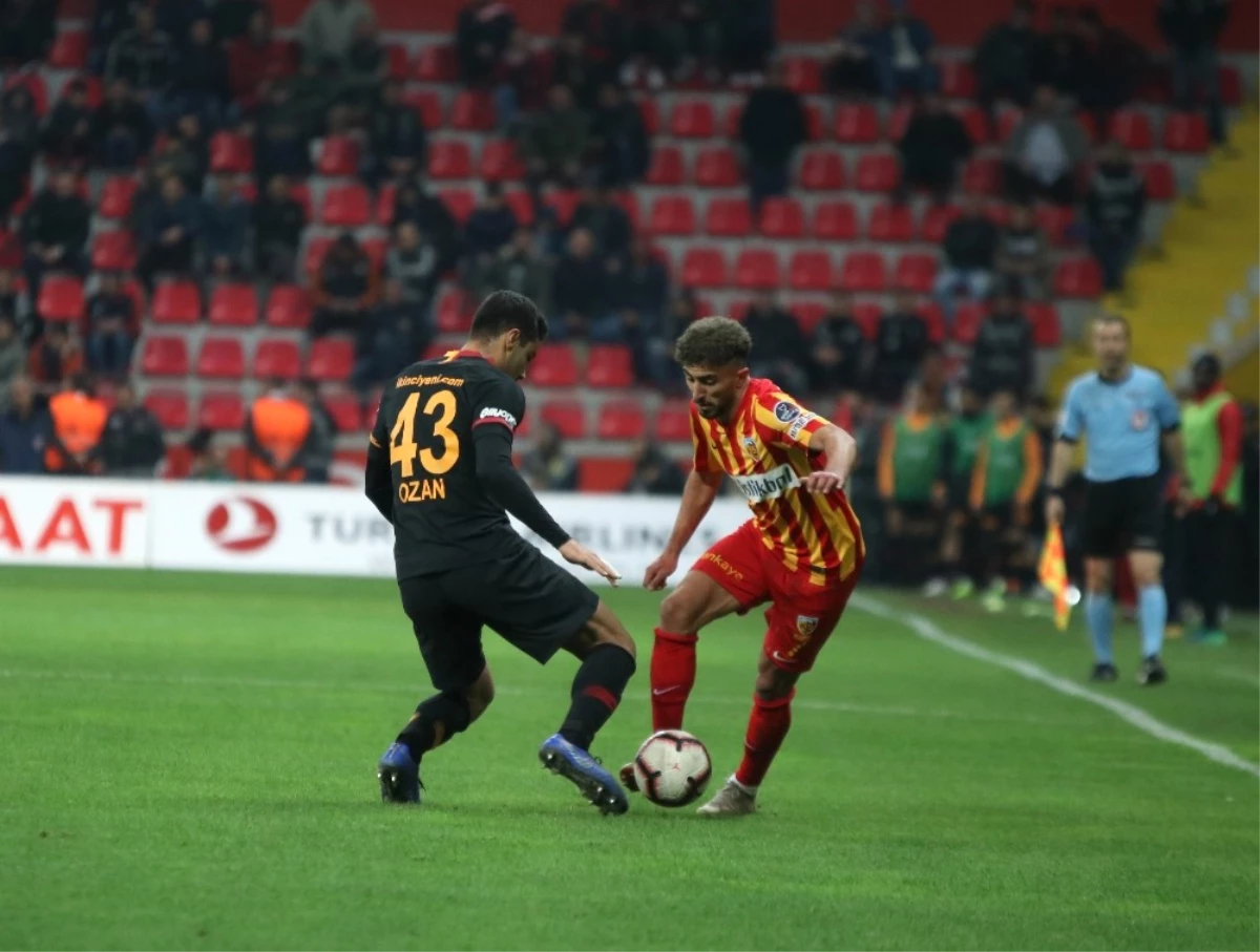 Spor Toto Süper Lig: Kayserispor 0 - Galatasaray: 3 (Maç Sonucu)