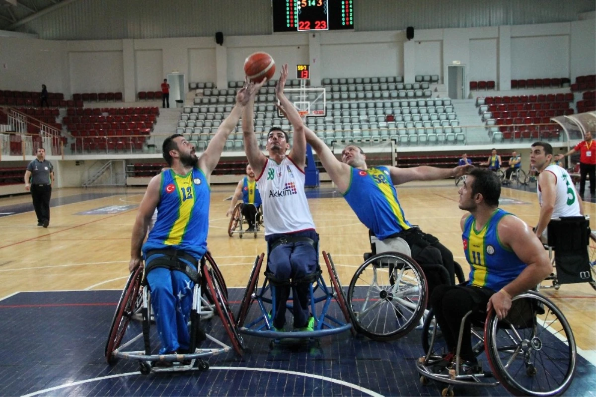 Tekerlekli Sandalye Basketbol Süper Ligi: Yosk: 53 - Altınordu Belediyesi: 63