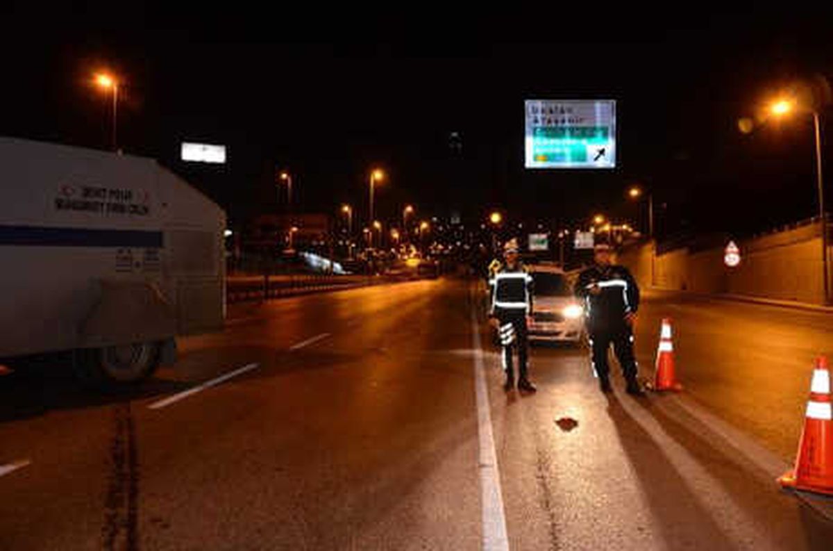 15 Temmuz Şehitler Köprüsü Trafiğe Kapandı