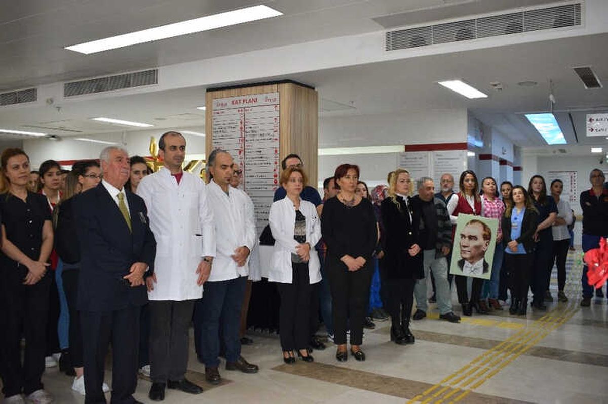Anka Ailesi Ata\'yı Saygı ile Andı