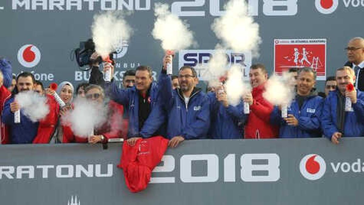 Bakan Kasapoğlu: "Maratona Katılmanın Heyecanını ve Mutluluğunu Yaşıyoruz"