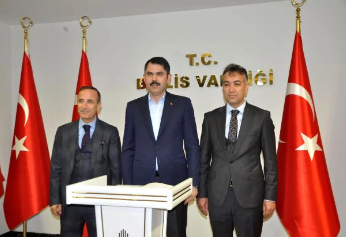 Bakan Kurum, Bitlis\'te Şehit Polis Amirinin İsminin Verildiği Parkın Açılışına Katıldı
