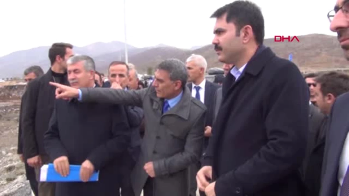 Bitlis Bakan Kurum, Bitlis\'te Şehit Polis Amirinin İsminin Verildiği Parkın Açılışına Katıldı